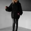 Černá oversize maxi mikina PYRRHA s kapucí Velikost: ONESIZE - Image 2