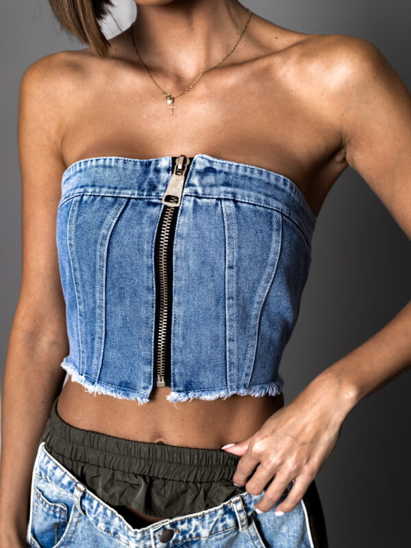 Modrý džínový crop top LINTONI se zipem Velikost: M/L