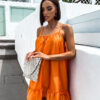 Oranžové volánkové šaty GLASSY volného střihu - Image 3