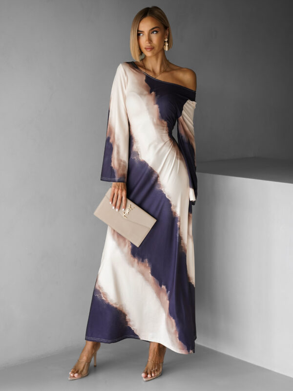 Elegantní oversize saténové maxi šaty BERGEN s vázáním Velikost: M