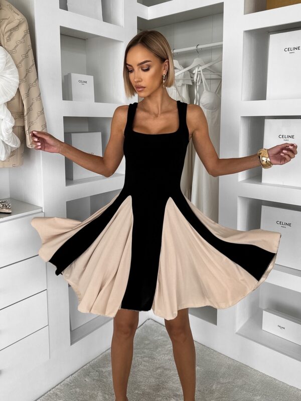 Černé krátké elegantní áčkové šaty NOREZA Velikost: ONESIZE
