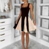 Hnědé krátké elegantní áčkové šaty NOREZA Velikost: ONESIZE - Image 2