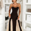 Hnědé maxi dlouhé elegantní šaty DRELVIK Velikost: ONESIZE - Image 3
