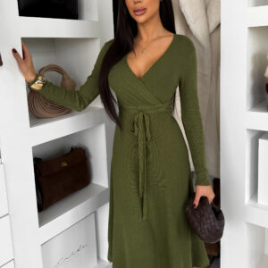 Khaki elegantní áčkové midi šaty TEYVORA s páskem Velikost: L/XL