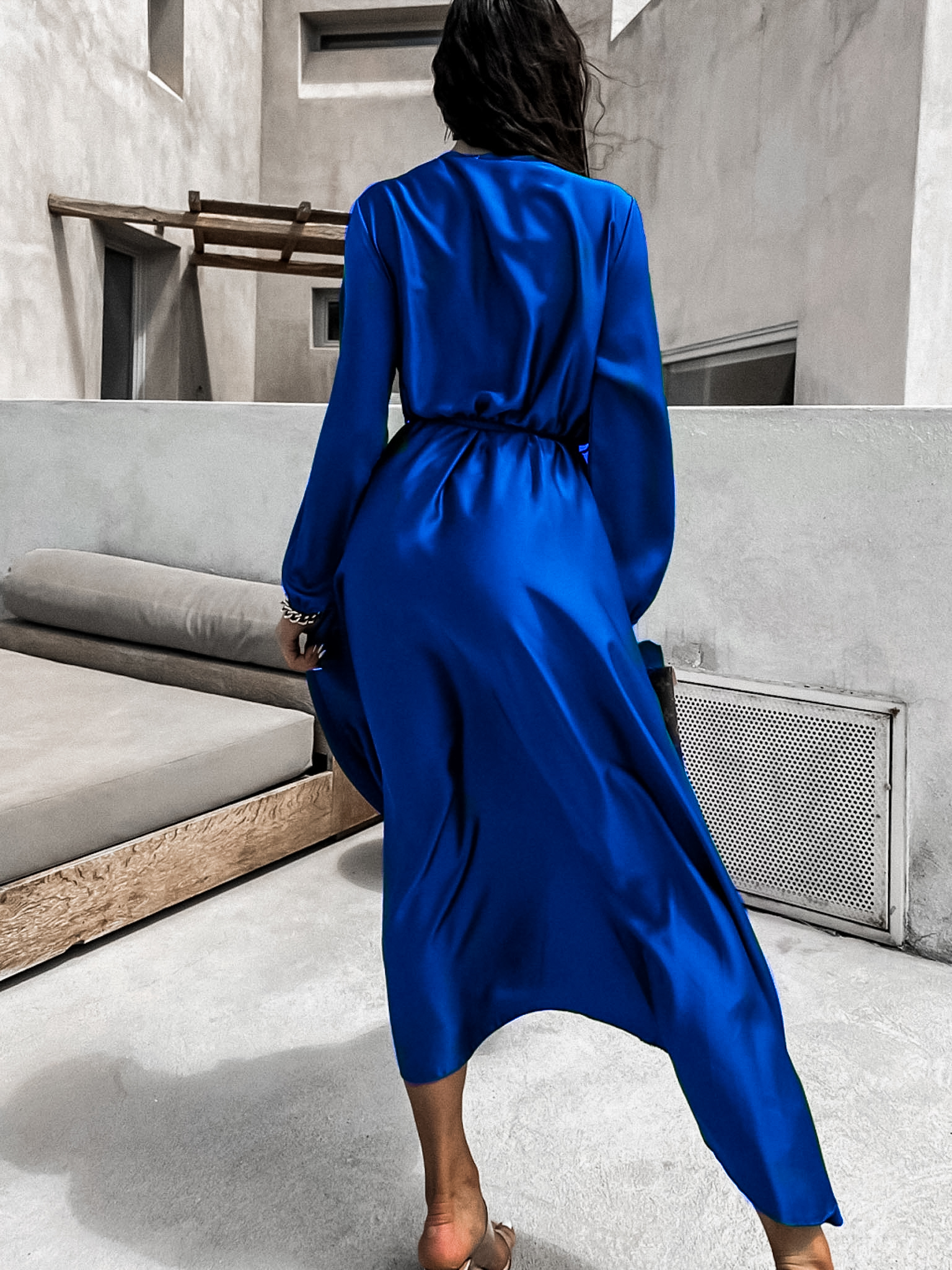 Královsky modré elegantní šaty WOMAN s dlouhým rukávem Velikost: ONESIZE - Obrázek 3