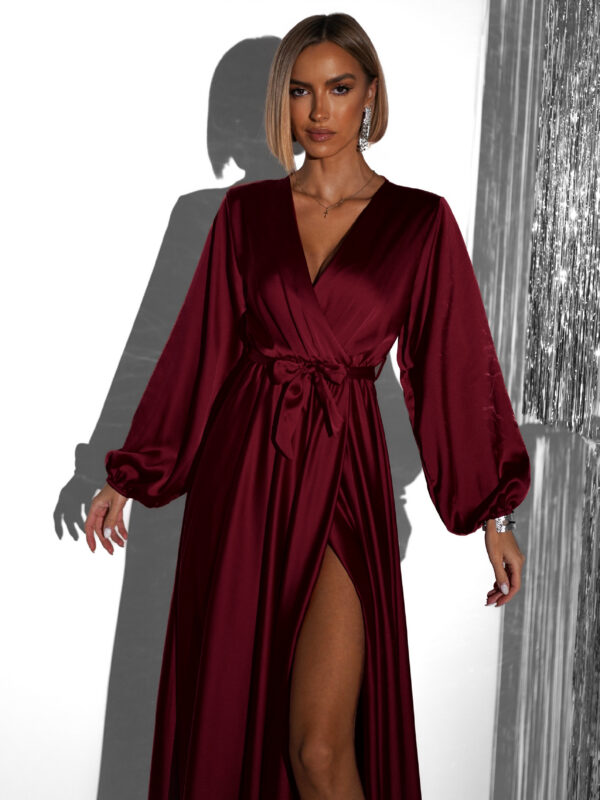 Vínové elegantní šaty WOMAN s dlouhým rukávem Velikost: ONESIZE