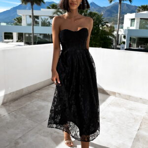 Černé krajkované šaty MIRANO Velikost: M/L