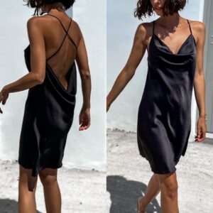 Černé lesklé šaty IZZY s tenkými ramínky