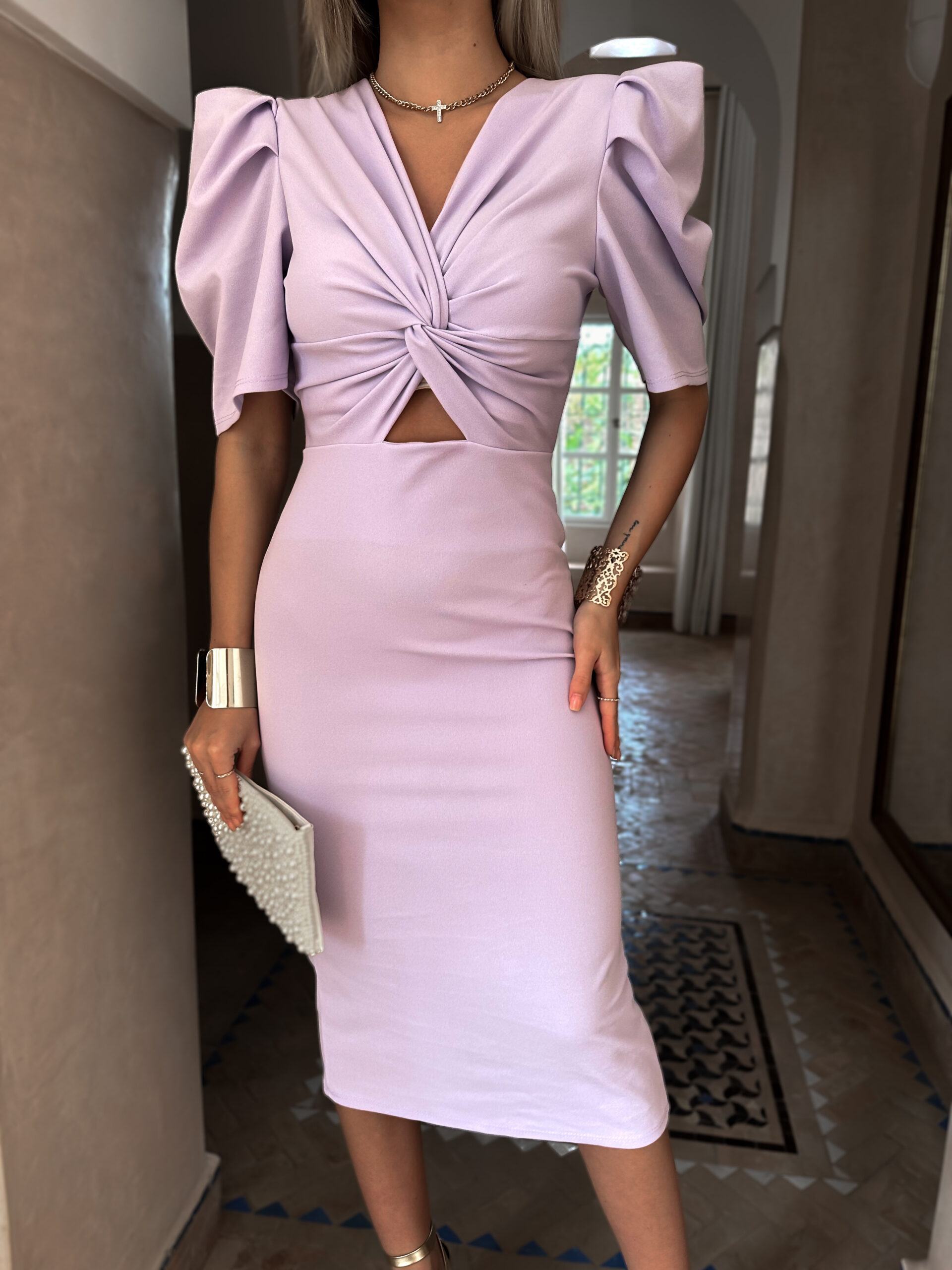 Fialové dlouhé elegantní šaty TOLAR s průstřihem Velikost: ONESIZE