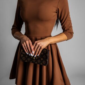 Hnědé elegantní šaty GROUND s dlouhým rukávem