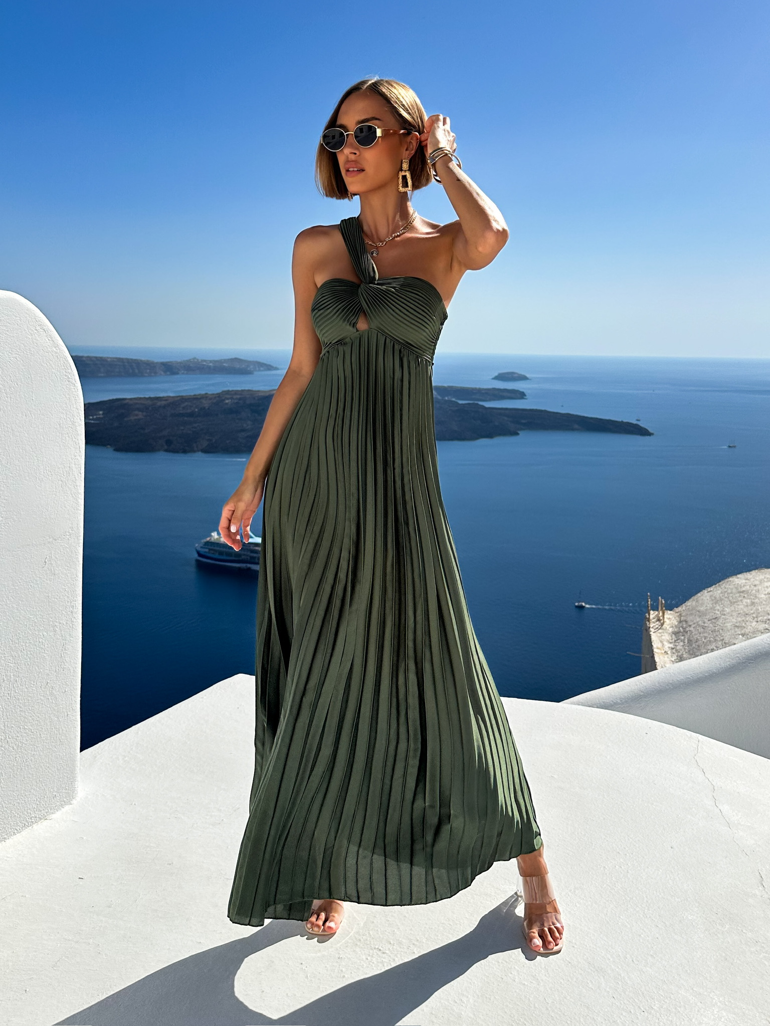 Khaki elegantní šaty TOKIA přes jedno rameno Velikost: ONESIZE