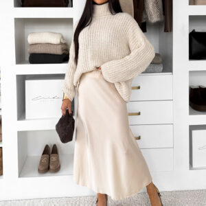 Krémová saténová dlouhá sukně VORNIKA Velikost: ONESIZE