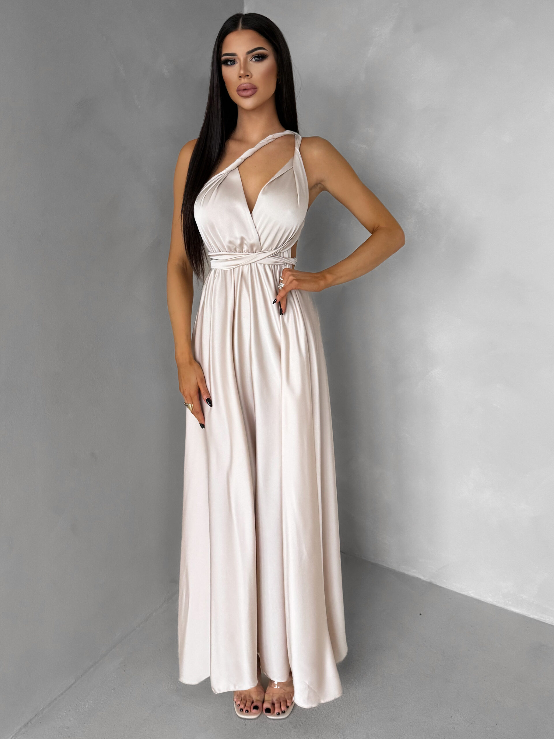 Béžové saténové šaty VALERDY s variabilním vázáním / bez rozparku