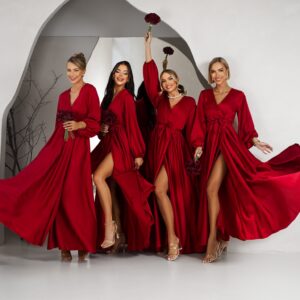 Bordó saténové šaty WOMAN pro družičky s dlouhým rukávem Velikost: ONESIZE