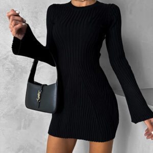 Černé šaty MILER s dlouhým rukávem Velikost: M/L