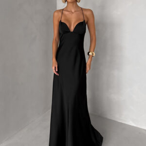 Černé společenské dlouhé šaty ZUNDARA na ramínka Velikost: L