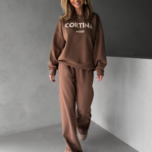 Hnědá pohodlná mikina DRITON s nápisem cortina Velikost: ONESIZE