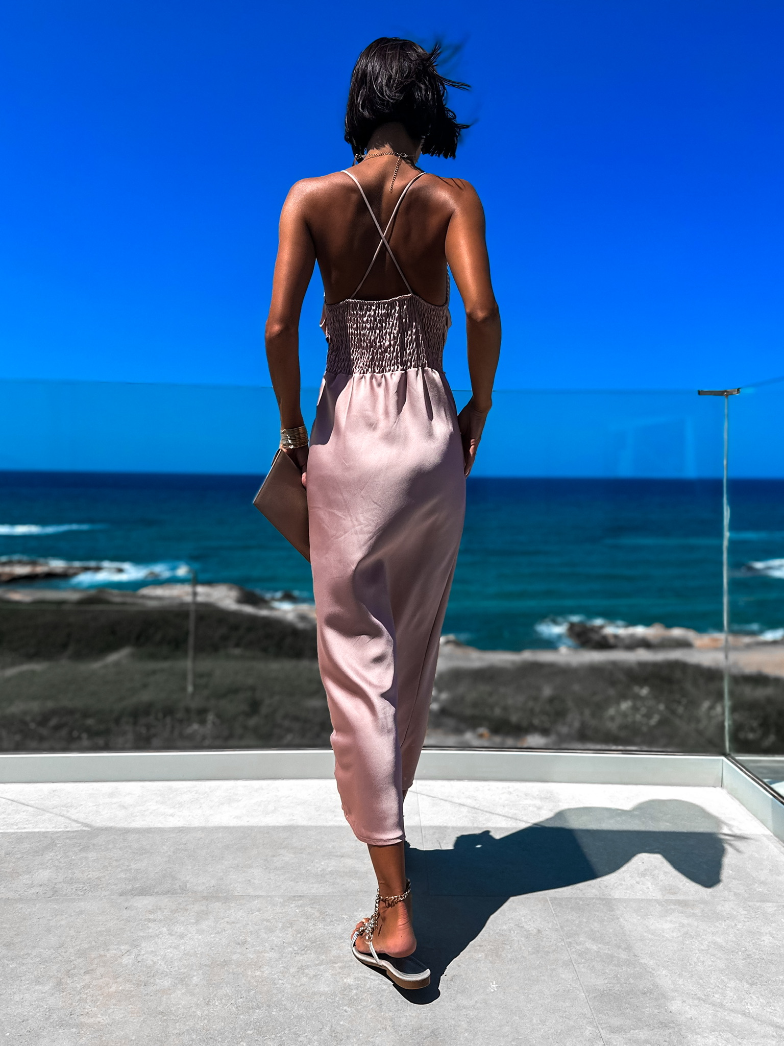 Starorůžové lesklé elegantní šaty KAIAS Velikost: ONESIZE - Obrázek 2