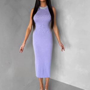 Světle fialové úpletové šaty KALANENI se zdobením u krku Velikost: ONESIZE