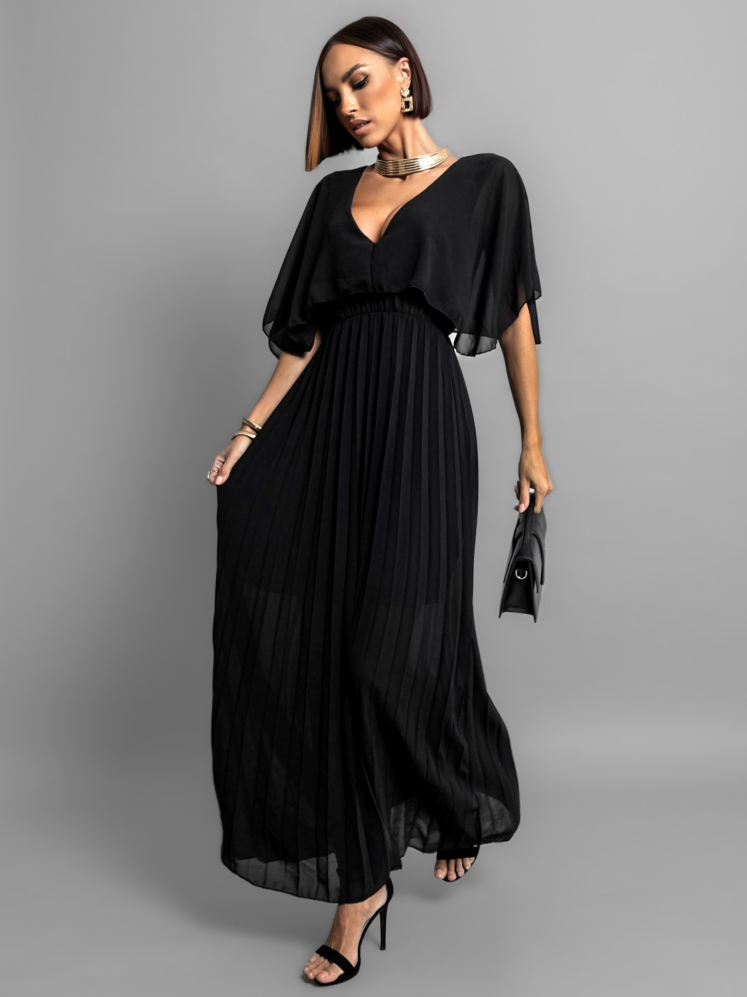 Černé elegantní šaty PARFOMELLE s výsřihem do V - Obrázek 2