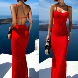 Červené dlouhé basic šaty ERDASET na ramínka Velikost: ONESIZE