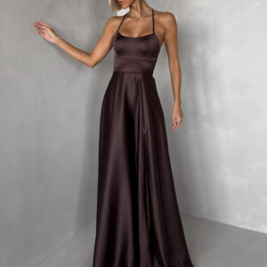 Hnědé dlouhé plesové společenské šaty CELLINES se šněrováním a rozparkem Velikost: M