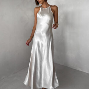 Krémové dlouhé jednoduché společenské šaty HYDRIS Velikost: M/L