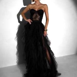 Černé plesové tylové šaty FERELIX s korzetem Velikost: S