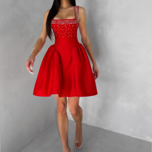 Červené krátké vypasované áčkové šaty MIRELYS s kamínky Velikost: L
