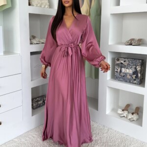 Malinové saténové elegantní šaty WOMAN s dlouhým rukávem Velikost: ONESIZE