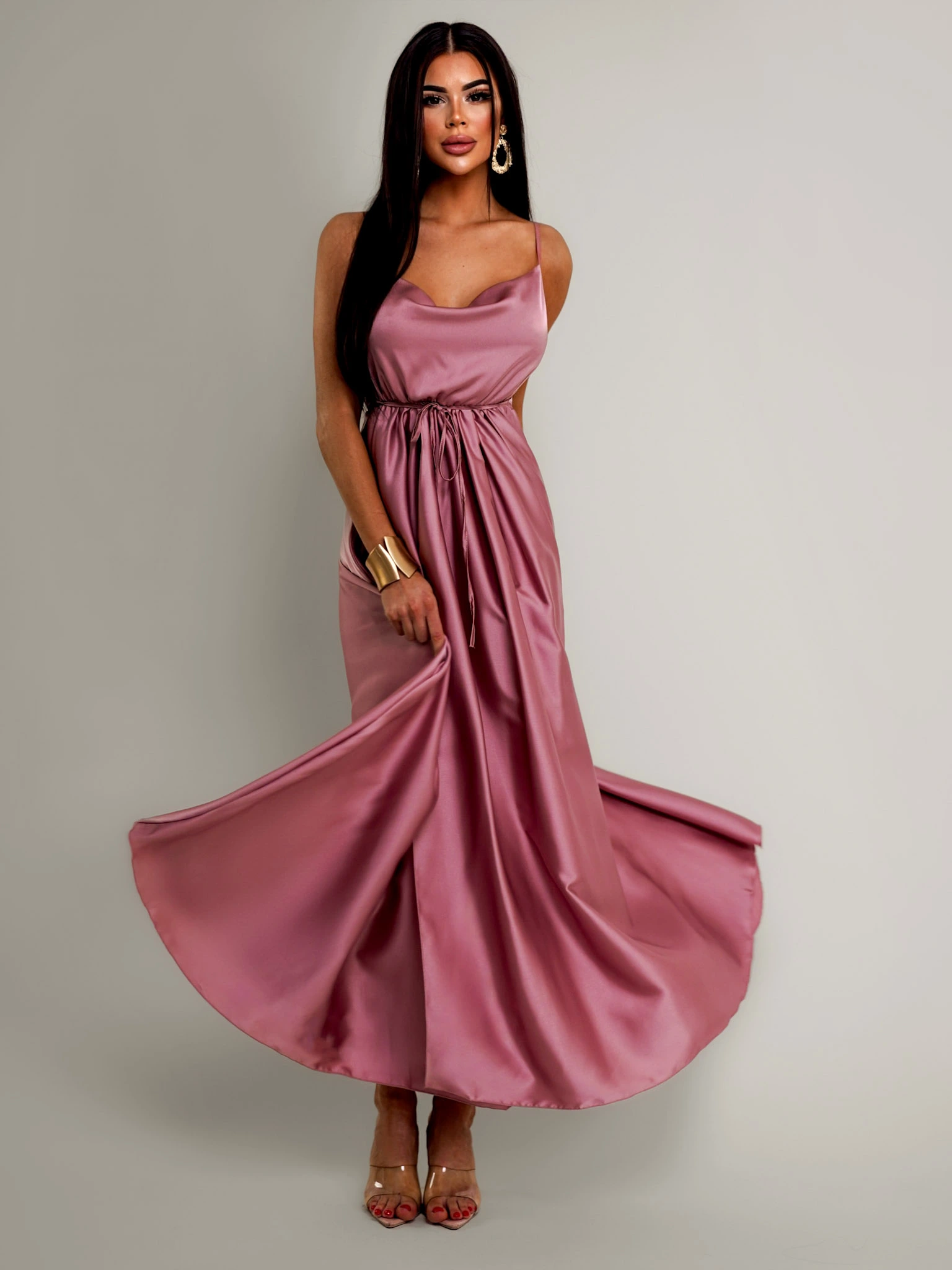 Starorůžové lesklé elegantní šaty YASMINE s rozparkem Velikost: ONESIZE - Obrázek 2