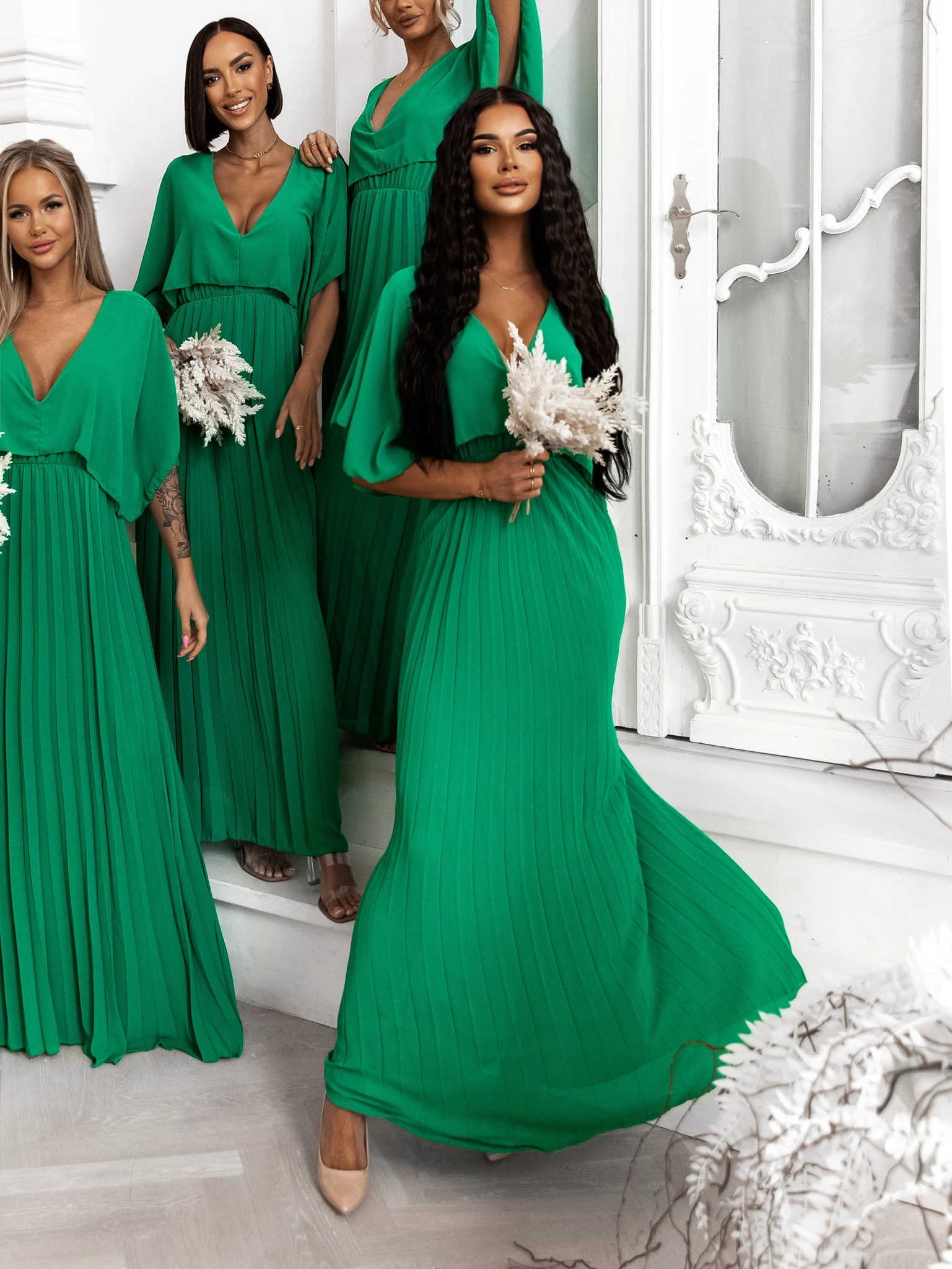 Zelené elegantní šaty PARFOMELLE pro družičky Velikost: ONESIZE - Obrázek 2